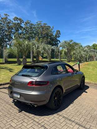 PORSCHE-MACAN-2014