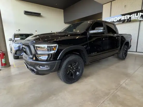 RAM-1500-5.7 V8 GASOLINA REBEL CD 4X4 AUTOMÁTICO RAM-1500-2021