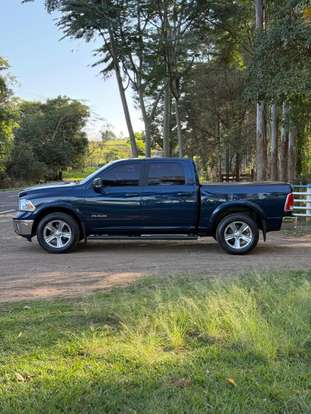 RAM-1500-5.7 V8 GASOLINA LIMITED CD 4X4 AUTOMÁTICO RAM-1500-2023