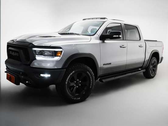 RAM-1500-5.7 V8 GASOLINA REBEL CD 4X4 AUTOMÁTICO RAM-1500-2021