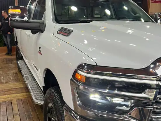 RAM-2500-6.7 I6 TURBO DIESEL LARAMIE CD 4X4 AUTOMÁTICO RAM-2500-2026
