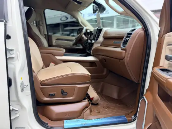 RAM-2500-6.7 I6 TURBO DIESEL LARAMIE CD 4X4 AUTOMÁTICO RAM-2500-2021