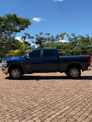 RAM-2500-6.7 I6 TURBO DIESEL LARAMIE CD 4X4 AUTOMÁTICO RAM-2500-2023