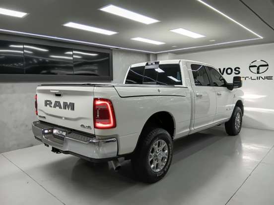 RAM-2500-6.7 I6 TURBO DIESEL LARAMIE CD 4X4 AUTOMÁTICO RAM-2500-2023