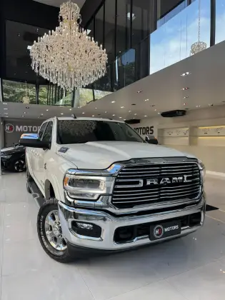 RAM 3500 6.7 I6 TURBO DIESEL LARAMIE CD 4X4 AUTOMÁTICO