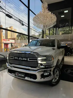 RAM-3500-6.7 I6 TURBO DIESEL LARAMIE CD 4X4 AUTOMÁTICO RAM-3500-2022
