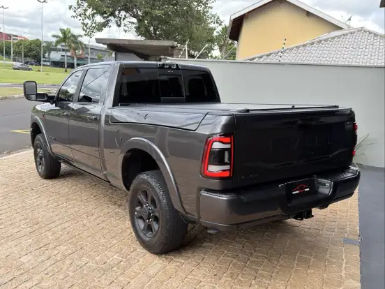 RAM-3500-6.7 I6 TURBO DIESEL LARAMIE NIGHT EDITION CD 4X4 AUTOMÁTICO RAM-3500-2022