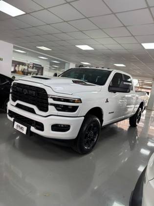 RAM 3500 6.7 I6 TURBO DIESEL LARAMIE NIGHT EDITION CD 4X4  AUTOMÁTICO