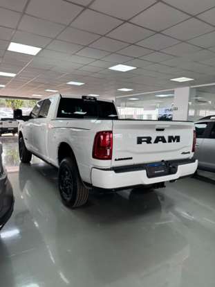 RAM-3500-6.7 I6 TURBO DIESEL LARAMIE NIGHT EDITION CD 4X4 AUTOMÁTICO RAM-3500-2026