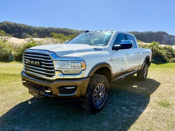 RAM 3500 6.7 I6 TURBO DIESEL LIMITED LONGHORN CD 4X4  AUTOMÁTICO