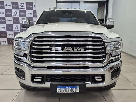 RAM-3500-6.7 I6 TURBO DIESEL LIMITED LONGHORN CD 4X4 AUTOMÁTICO RAM-3500-2023