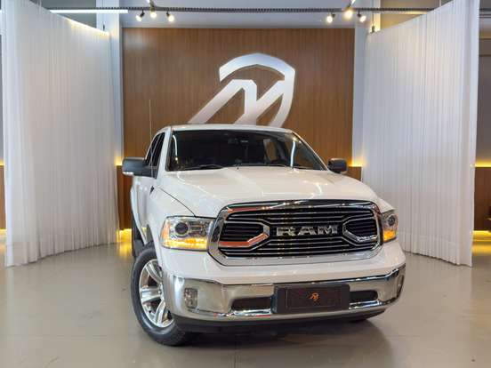 RAM-CLASSIC-5.7 V8 GASOLINA LARAMIE CD 4X4 AUTOMÁTICO RAM-CLASSIC-2023