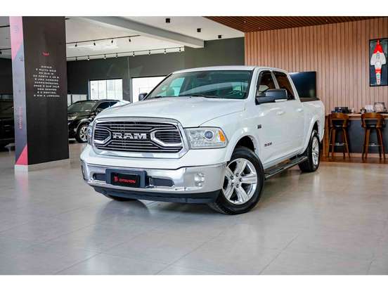 RAM-CLASSIC-5.7 V8 GASOLINA LARAMIE CD 4X4 AUTOMÁTICO RAM-CLASSIC-2023