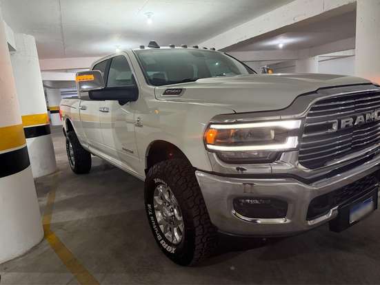 RAM-2500-6.7 I6 TURBO DIESEL LARAMIE CD 4X4 AUTOMÁTICO RAM-2500-2023