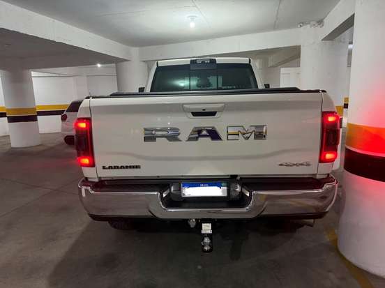 RAM-2500-6.7 I6 TURBO DIESEL LARAMIE CD 4X4 AUTOMÁTICO RAM-2500-2023