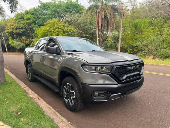RAM RAMPAGE 2.0 HURRICANE 4 TURBO GASOLINA REBEL 4X4 AUTOMÁTICO
