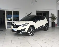 RENAULT CAPTUR 1.6 16V SCE FLEX INTENSE X-TRONIC RENAULT CAPTUR 1.6 16V SCE FLEX INTENSE X-TRONIC