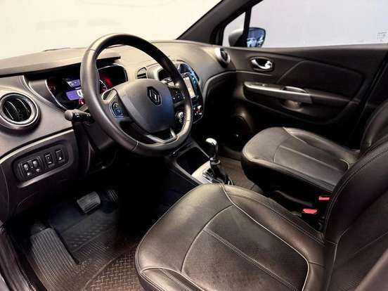 RENAULT-CAPTUR-1.6 16V SCE FLEX BOSE X-TRONIC RENAULT-CAPTUR-2020