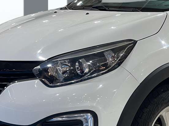 RENAULT-CAPTUR-2019