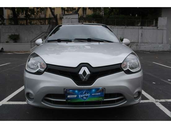 RENAULT-CLIO-2016