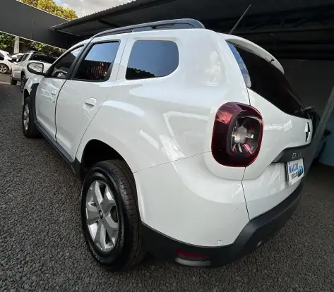 RENAULT-DUSTER-2023