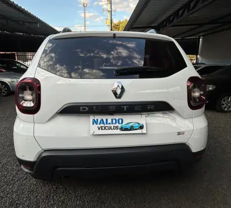 RENAULT-DUSTER-2023