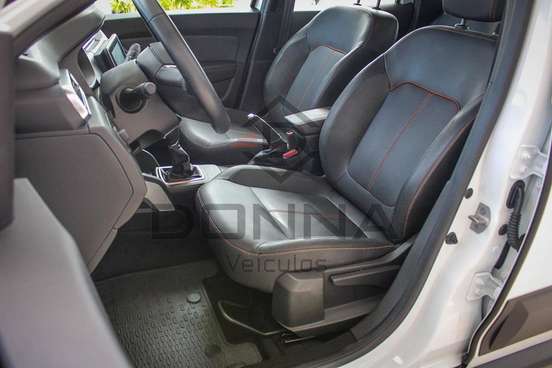 RENAULT-DUSTER-2025