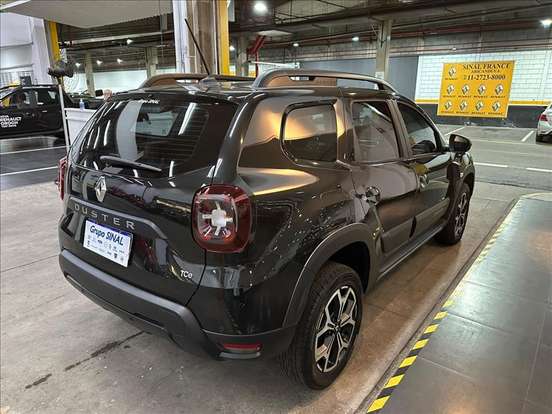 RENAULT-DUSTER-2022