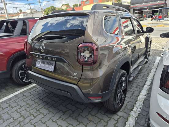 RENAULT-DUSTER-2023