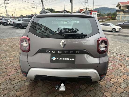 RENAULT-DUSTER-2021