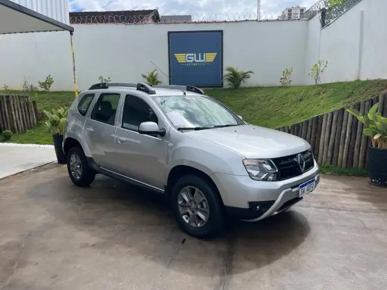 RENAULT DUSTER 2.0 16V HI-FLEX DYNAMIQUE AUTOMÁTICO