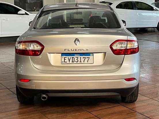 RENAULT-FLUENCE-2011