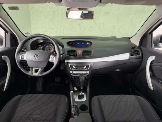 RENAULT-FLUENCE-2.0 DYNAMIQUE 16V FLEX 4P AUTOMÁTICO RENAULT-FLUENCE-2011