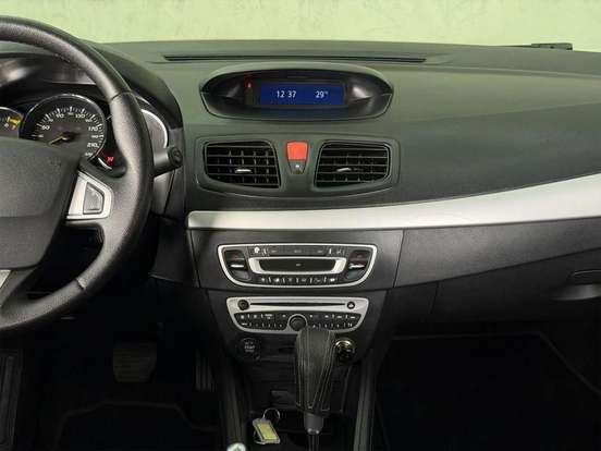 RENAULT-FLUENCE-2011