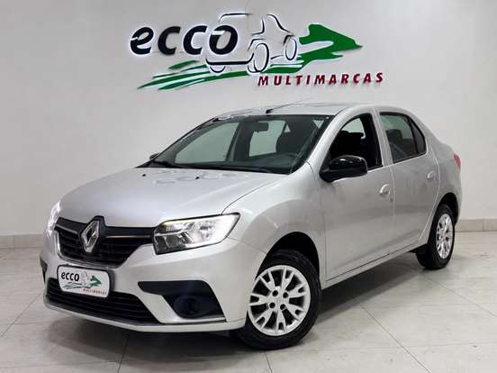 RENAULT-LOGAN-2022