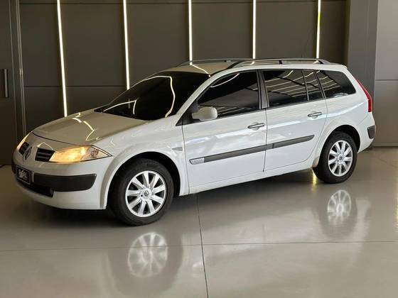 RENAULT MEGANE 1.6 DYNAMIQUE GRAND TOUR 16V FLEX 4P MANUAL