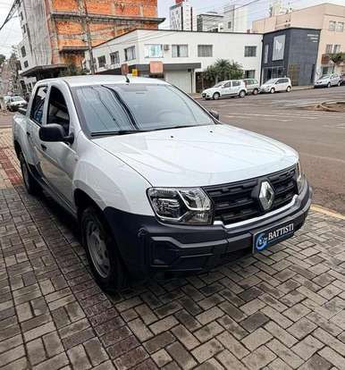 RENAULT-OROCH-2023