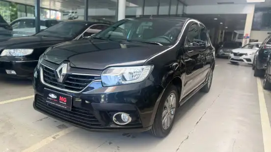 RENAULT-SANDERO-2020