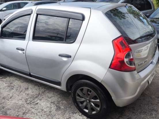 RENAULT-SANDERO-1.0 AUTHENTIQUE 16V FLEX 4P MANUAL RENAULT-SANDERO-2011