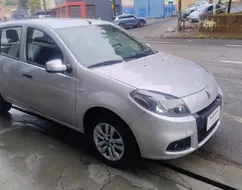 RENAULT SANDERO 1.0 EXPRESSION 16V FLEX 4P MANUAL RENAULT SANDERO 1.0 EXPRESSION 16V FLEX 4P MANUAL