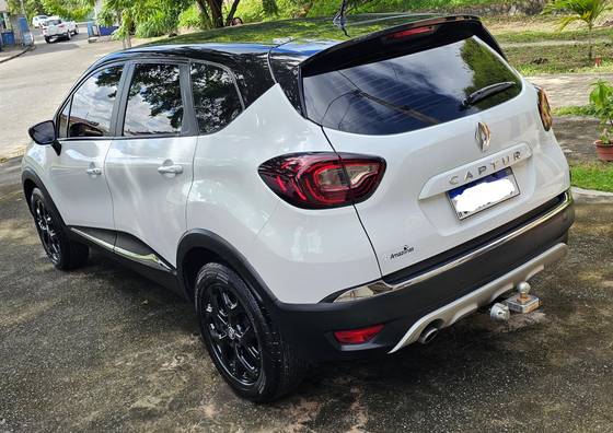 RENAULT CAPTUR 1.6 16V SCE FLEX BOSE X-TRONIC