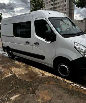 RENAULT-MASTER-2021