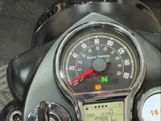 ROYAL ENFIELD-CLASSIC 350 DARK ROYAL ENFIELD-CLASSIC 350 DARK-2026
