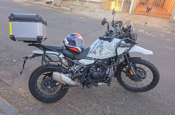 ROYAL ENFIELD HIMALAYAN 450 KAMET WHITE 