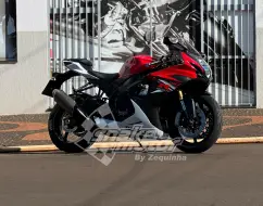 SUZUKI GSX-R750 SUZUKI GSX-R750