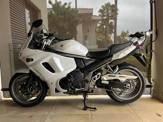 SUZUKI GSX 1250 FA 