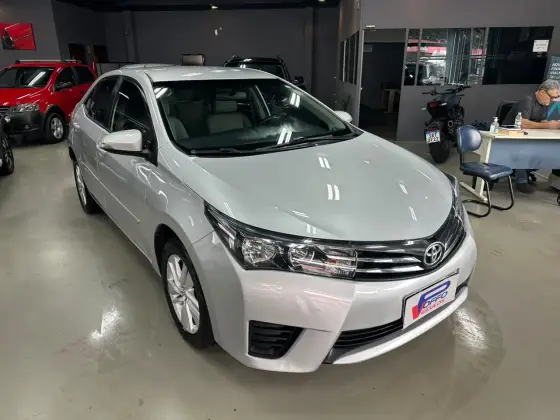 TOYOTA COROLLA 1.8 GLI 16V FLEX 4P AUTOMÁTICO