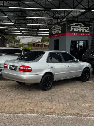 TOYOTA-COROLLA-2002