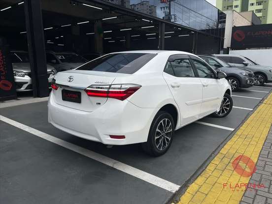 TOYOTA-COROLLA-1.8 GLI 16V FLEX 4P AUTOMÁTICO TOYOTA-COROLLA-2018