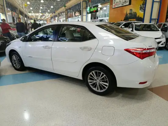 TOYOTA-COROLLA-2016